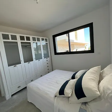 Bel Proche De Cannes דירה